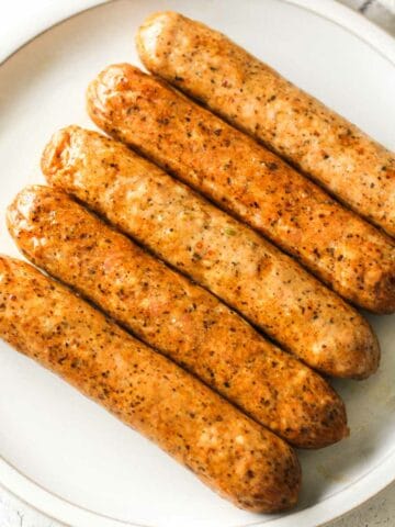 air fryer chicken sausage on the plate
