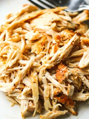 air fryer shredded chicken breast on the plate