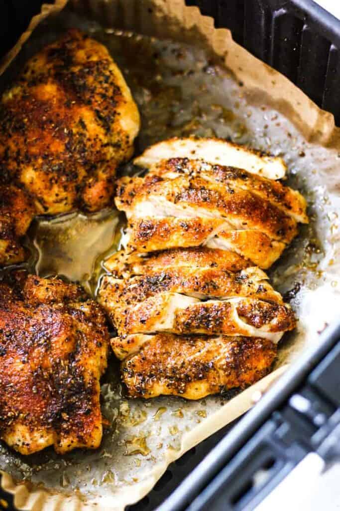 Blackened chicken thighs - Air Fryer Chicken Recipes