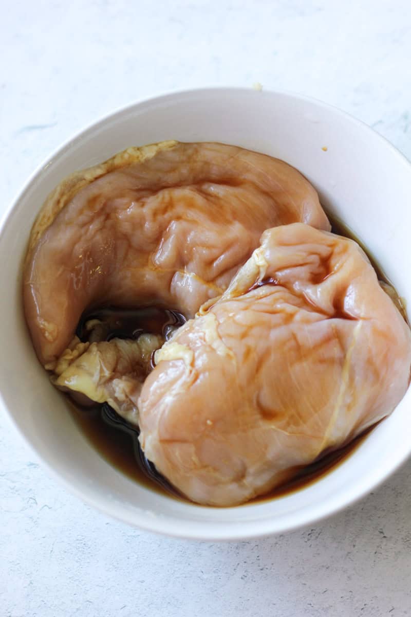 marinating chicken breast in teriyaki sauce
