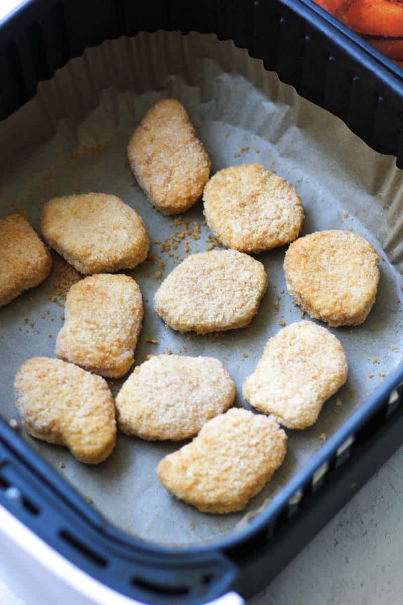 frozen chicken nuggets in air fryer